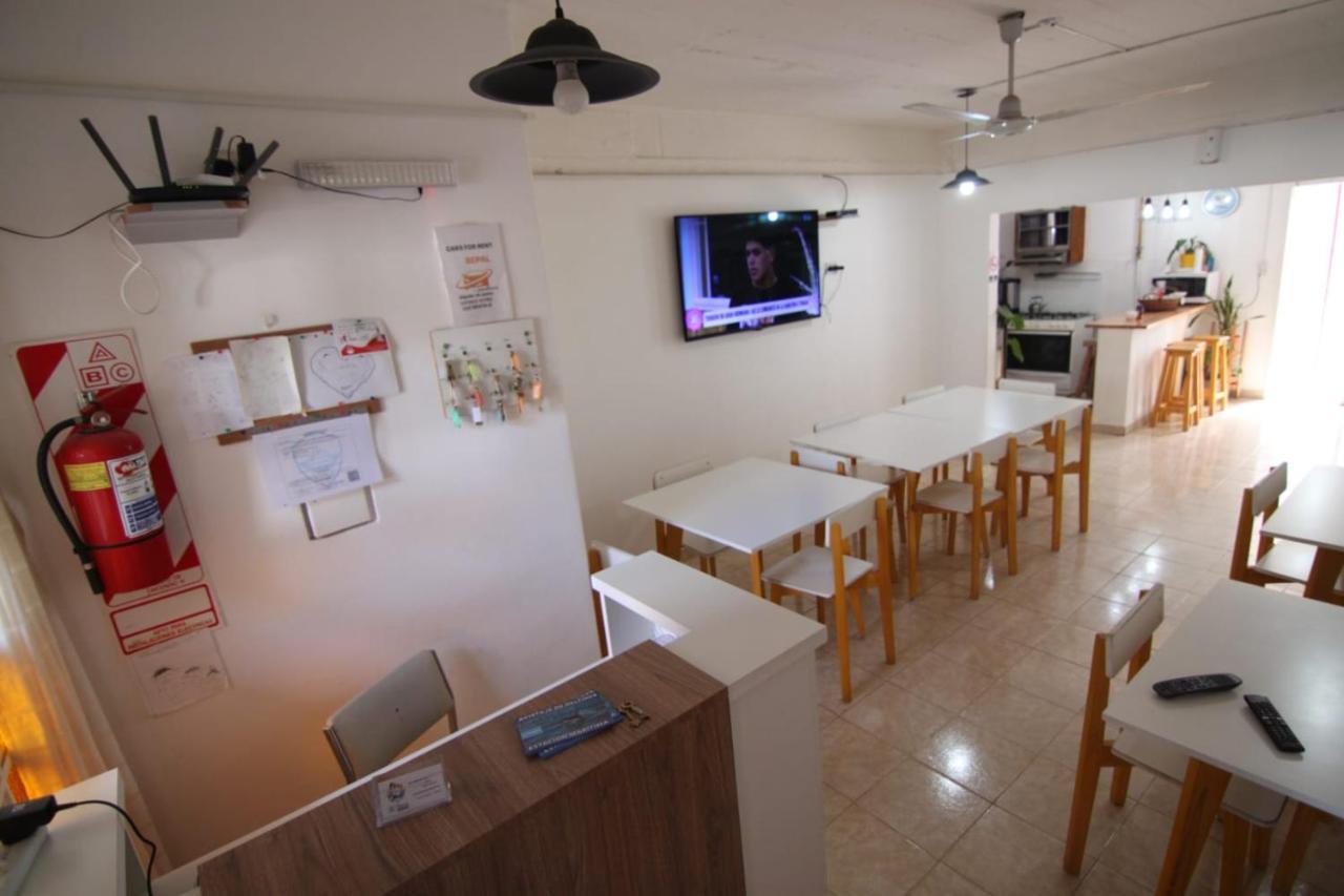El Faro Hostel بويرتو مادرين المظهر الخارجي الصورة